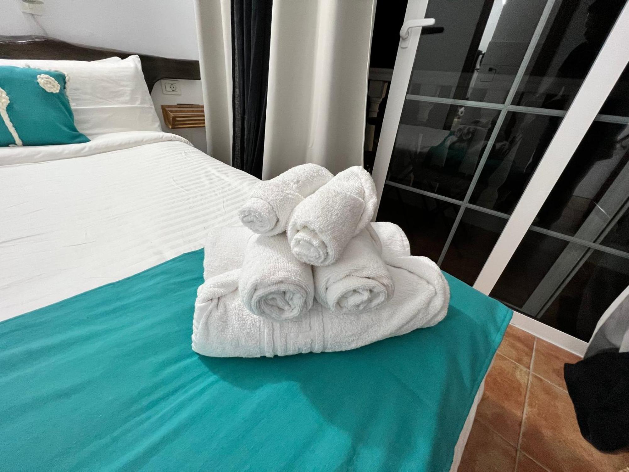 Geko Hotels Los Llanillos Buitenkant foto