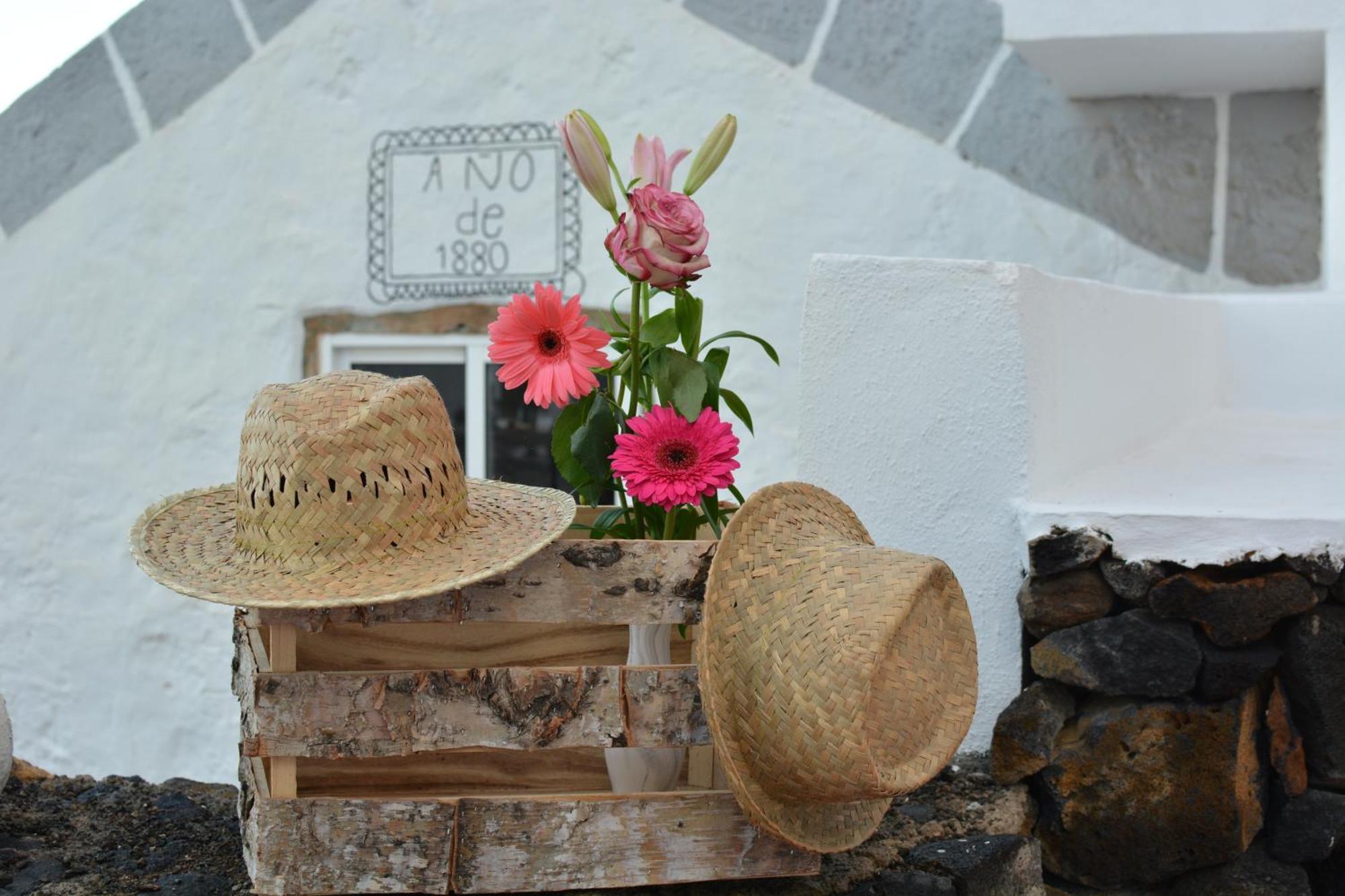 Geko Hotels Los Llanillos Buitenkant foto